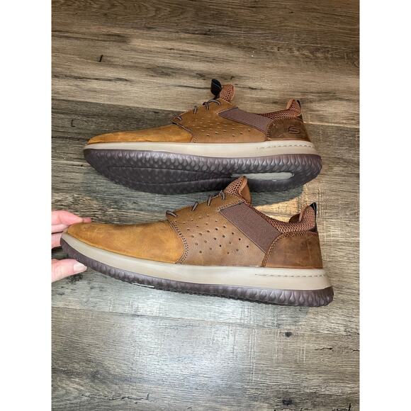 Sketchers Delson Axton Brown Leather Slip On Sneaker Comfort Foam Casual Work 12 - Picture 5 of 12